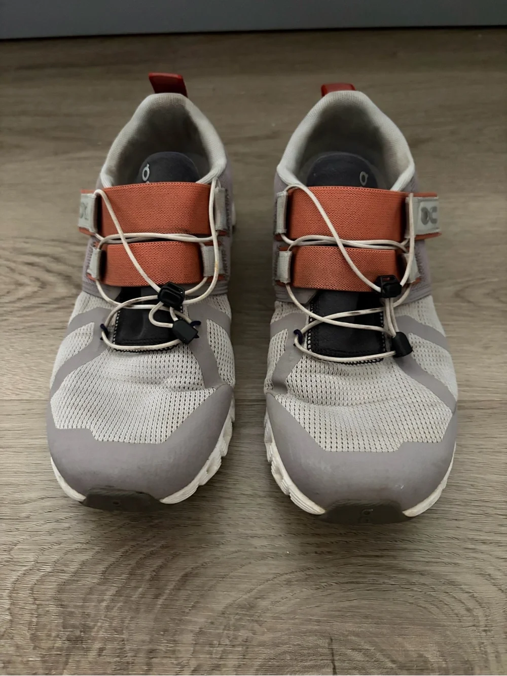 On Running Nexus Running Shoe women’s size 8.5
